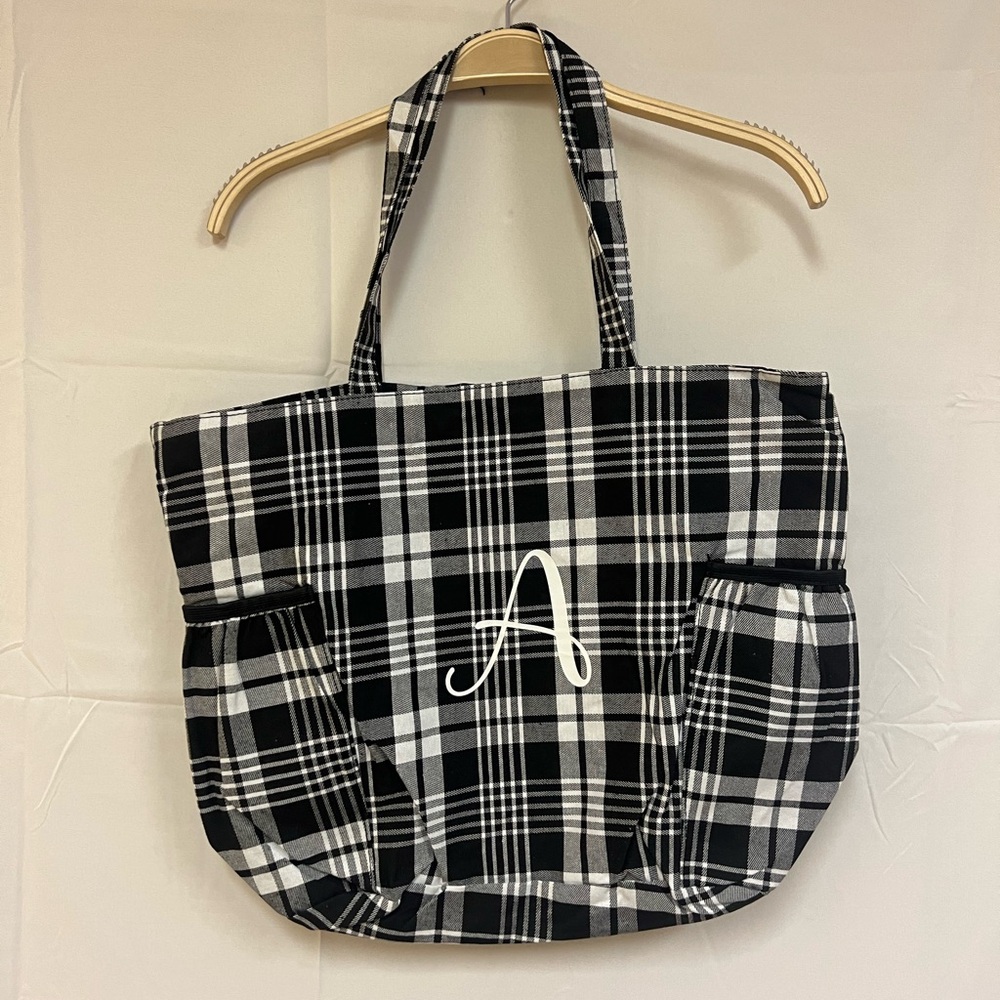 NEW PLAID BLACK AND WHITE TOTE BAG WITH A INITIAL